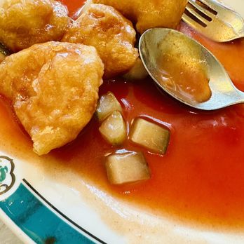 Little China - Gefrituurde kippenballetjes met zoetzure saus - Chinese Near Me - Dendermonde, VOV