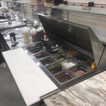 Sweet Charlie's - Ice Cream & Frozen Yogurt Near Me - McDonough, Georgia Sweet Charlie's - Ice Cream & Frozen Yogurt Near Me - McDonough, Georgia