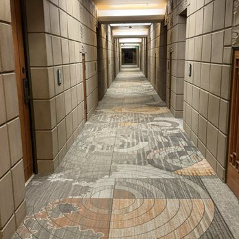 Arizona Biltmore, LXR Hotels & Resorts - Hallway - Hotels Near Me - Phoenix, Arizona Arizona Biltmore, LXR Hotels & Resorts - Hallway - Hotels Near Me - Phoenix, Arizona