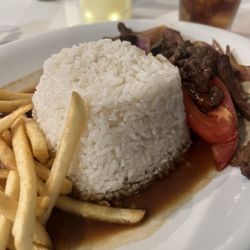 ANTOJOS PERUANOS - Lomo Saltado