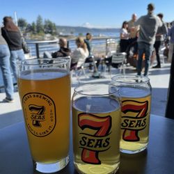 7 Seas Brewing - Outdoor patio with gorgeous view of the harbor and Mt Rainier