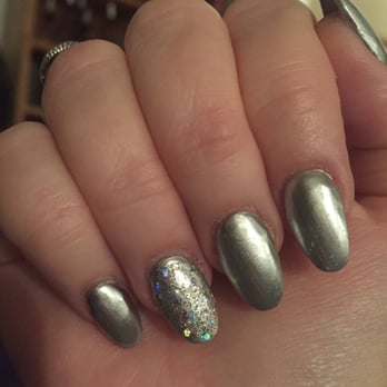 Benitoite Nails & Spa - Solar nails - Nail Salons Near Me - Tigard, Oregon