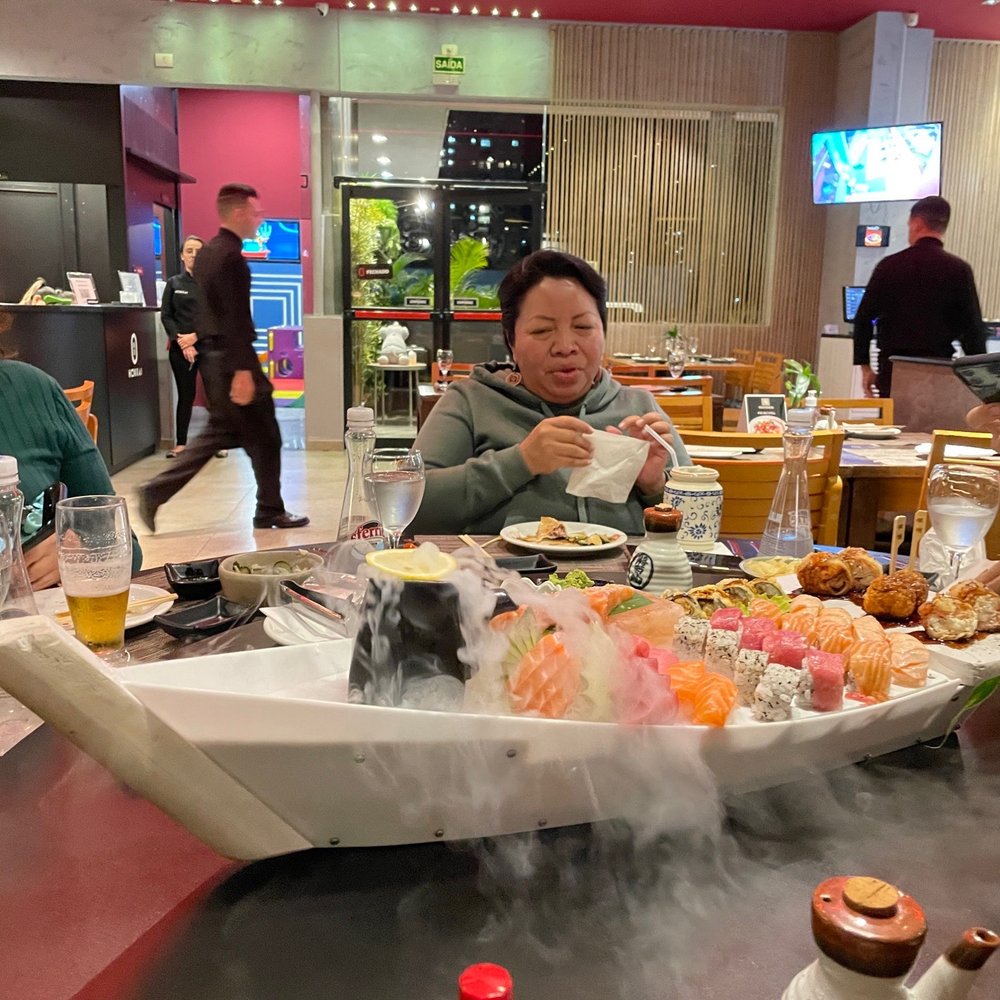 Sushi Hokkai - Sushi Bars Near Me - Foz do Iguaçu, Puerto Rico
