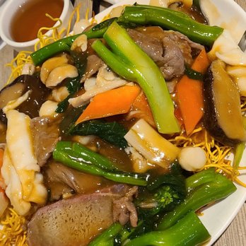 Congee Queen - Cantonese chowmein - Chinese Near Me - Scarborough, Ontario