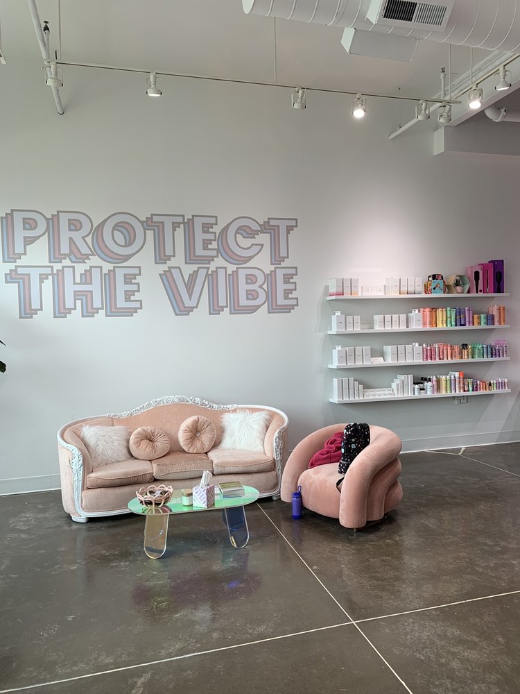 BLOOM SALON Updated October 2024 8584 E Washington St, Chagrin