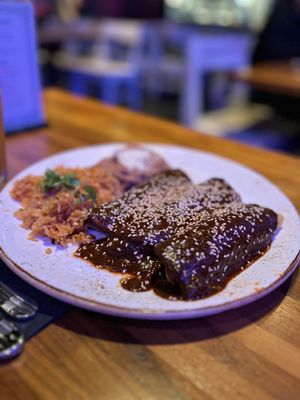 Antojitos Cocina Mexicana by null