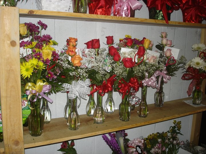 LADYBUG FLOWER SHOP Updated April 2024 614 W Main St, Walnut Ridge