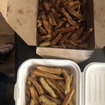 Zan's Kosher Deli - Fries - Top was take out and bottom was done in - big difference! - Kosher Near Me - Lake Grove, New York