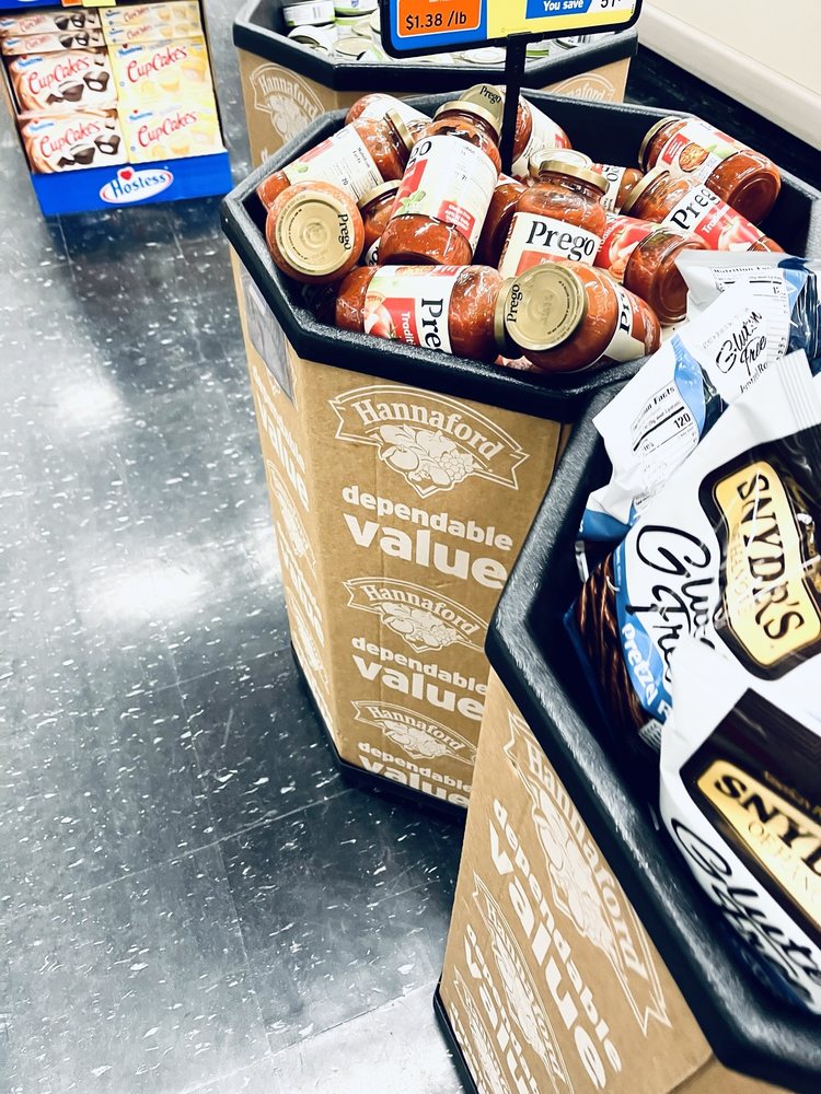 HANNAFORD SUPERMARKET Updated October 2024 10 Photos & 15 Reviews