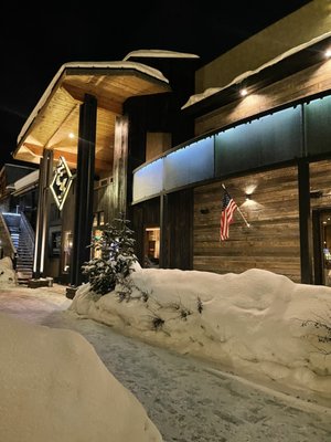 E3 Chophouse by null