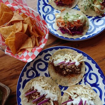 Fonda Lola - Mexican Near Me - Toronto, Ontario Fonda Lola - Mexican Near Me - Toronto, Ontario