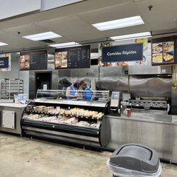 Walmart - Deli sandwich and pizza area