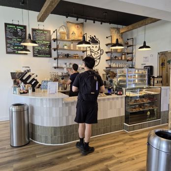 Running Latte Cafe - Cafes Near Me - Bergenfield, New Jersey