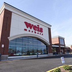 Weis Markets - Exterior