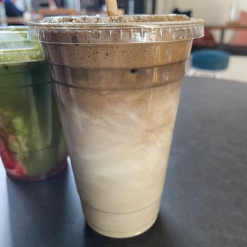 Eat Bubbles - Hojicha Latte with Oatmilk - Bubble Tea Near Me - Nashville, Tennessee Eat Bubbles - Hojicha Latte with Oatmilk - Bubble Tea Near Me - Nashville, Tennessee