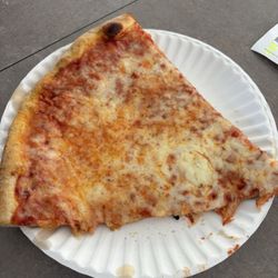 Santini Pizzeria - Cheese slice