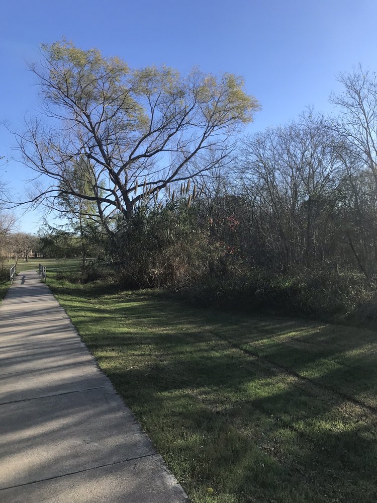 WOODCREST PARK 46 Photos & 15 Reviews 11027 Forest Pass Ct, Live