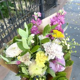 Freestyle flower bouquet, amazing!
