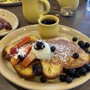 Snooze, an A.M. Eatery - French toast - Breakfast & Brunch Near Me - Phoenix, Arizona