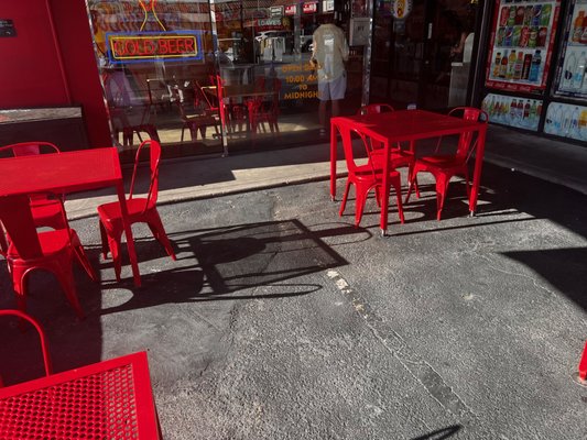 Dave's Hot Chicken by null