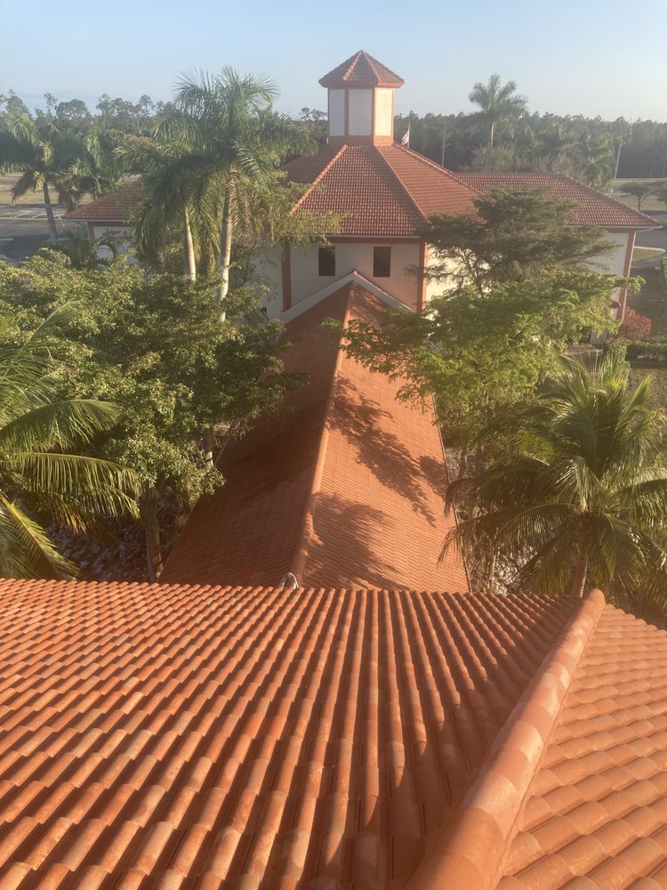 Slide of Skill Roof Cleaning