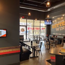 Wing Snob - The inside of Dearborn wing snob on michigan ave