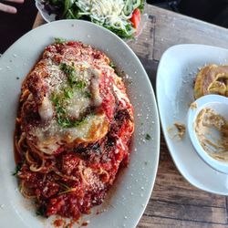 Garrett's Mill & Brewing Company - Chicken Parmesan