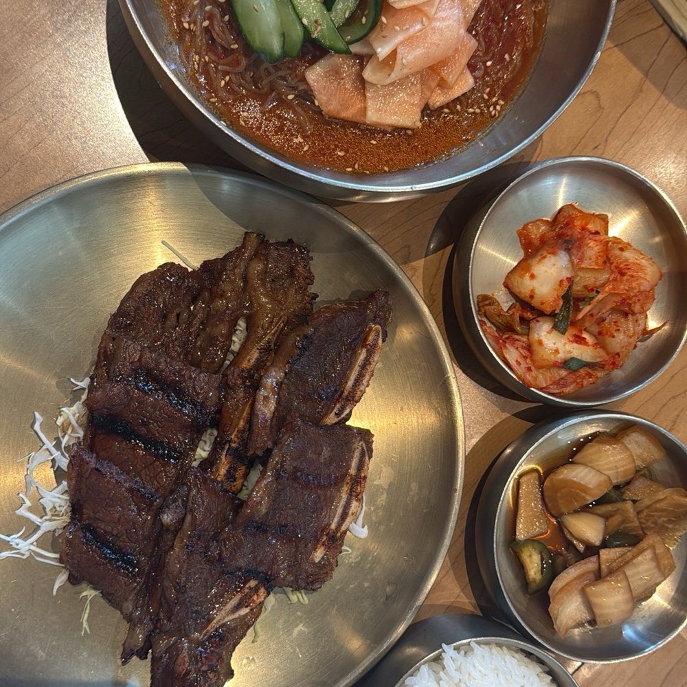 Ireh Restaurant - Kalbi and spicy buckwheat noodles - Korean Near Me - Honolulu, Hawaii Ireh Restaurant - Kalbi and spicy buckwheat noodles - Korean Near Me - Honolulu, Hawaii