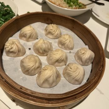 Din Tai Fung - Kurobuta Pork Xiao Long Bao (10 each) - Taiwanese Near Me - Bellevue, Washington Din Tai Fung - Kurobuta Pork Xiao Long Bao (10 each) - Taiwanese Near Me - Bellevue, Washington