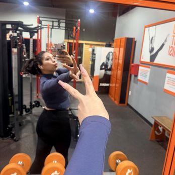 HOTWORX - Redlands - Yoga Near Me - Redlands, California