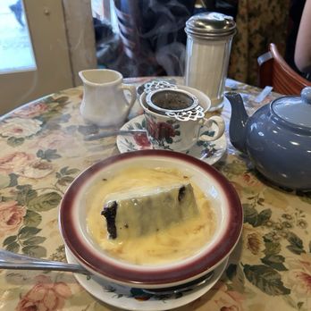 Tea & Sympathy - Sticky Toffee Pudding and a personal pot of Earl Grey - British Near Me - New York, New York Tea & Sympathy - Sticky Toffee Pudding and a personal pot of Earl Grey - British Near Me - New York, New York