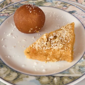 New Jawad - Close up dessert pastry - Pakistani Near Me - Paris, 75