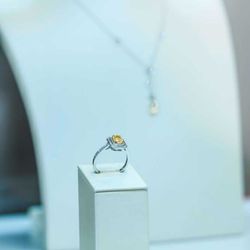 Barry's Jewellers - Natural Fancy Coloured Diamonds at BARRY'S