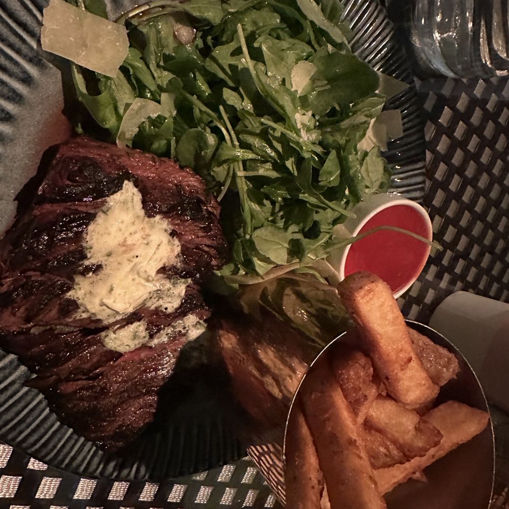 The Fed - Steak frittes - Pubs Near Me - Boston, Massachusetts The Fed - Steak frittes - Pubs Near Me - Boston, Massachusetts