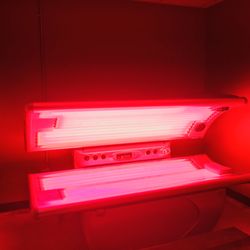 Beyond Bronze Sun Studio & Spa - Red Light Therapy