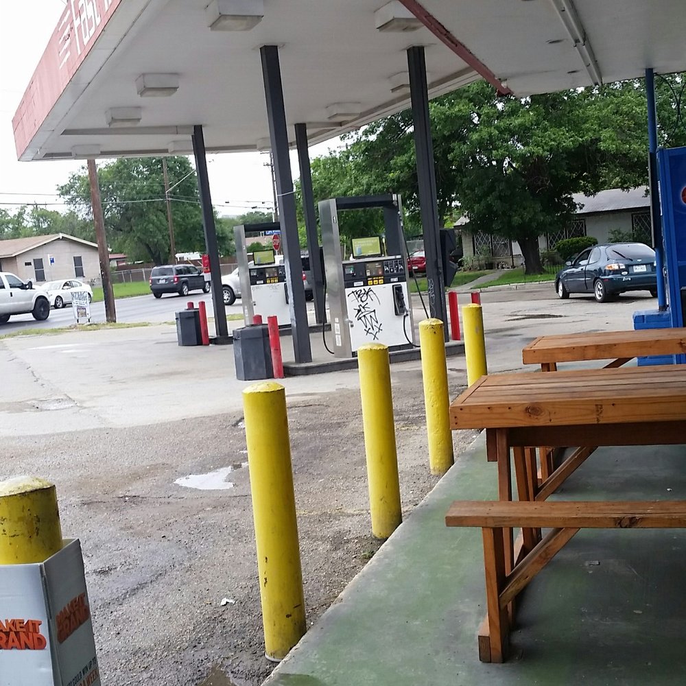 Fast Trip - a gas station with a picnic table - Convenience Stores Near Me - San Antonio, Texas Fast Trip - a gas station with a picnic table - Convenience Stores Near Me - San Antonio, Texas