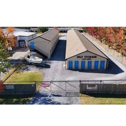 Advantage Self Storage - Secure facility with key pad entry