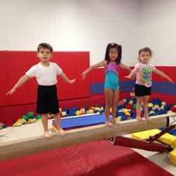 Flips Gymnastics - Balance beam time for 3&4's!