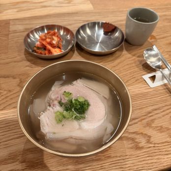 Okdongsik - Dweaji-fondant - Korean Near Me - Bayside, New York