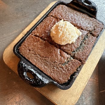 Chisos Grill - Blue corn bread - American Near Me - Bee Cave, Texas
