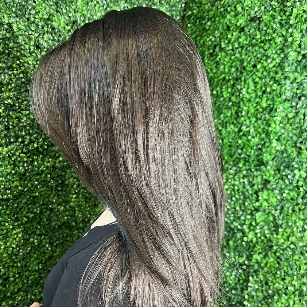 Evolve Beauty Lounge - Hair by Nikki - Hair Salons Near Me - Capitola, California