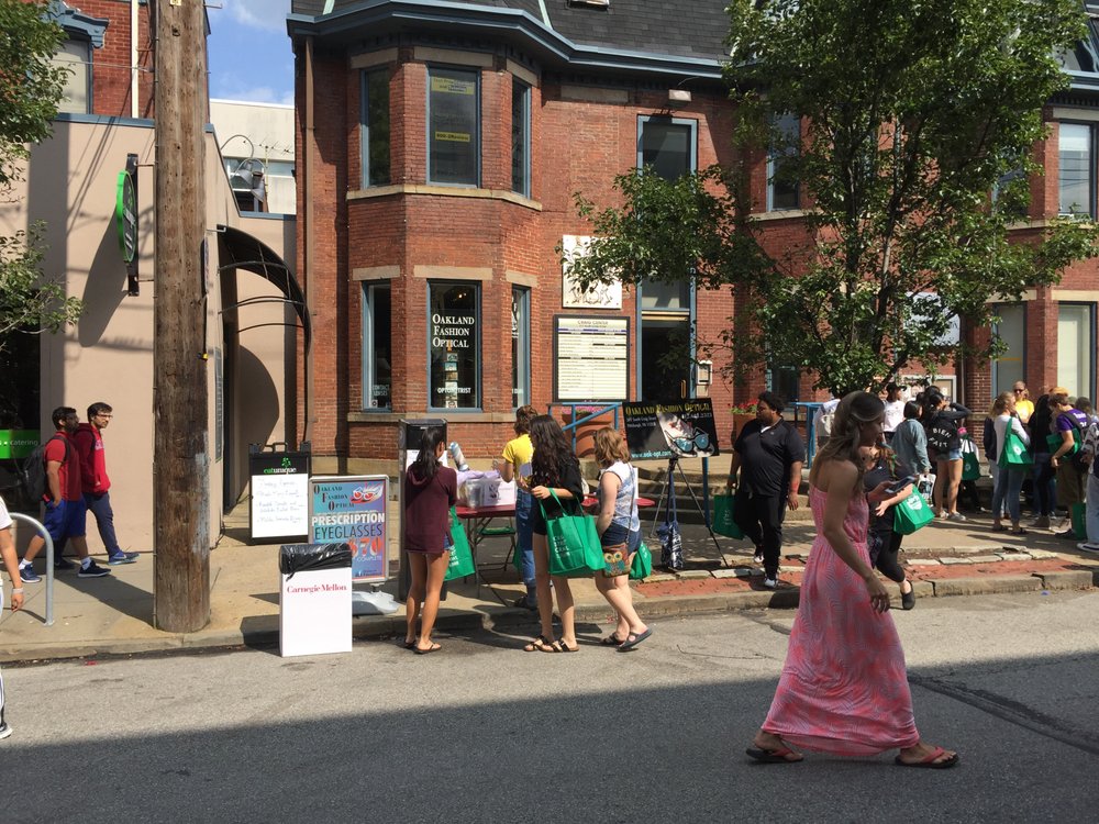 OAKLAND FASHION OPTICAL 27 Photos Eyewear & Opticians 311 S Craig