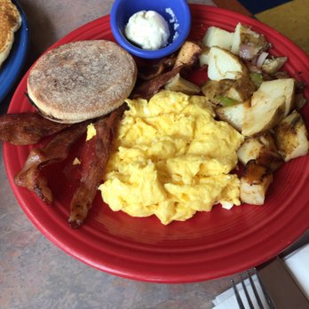 Crest Cafe - Eggs bacon home fries & English muffin - Cafes Near Me - San Diego, California