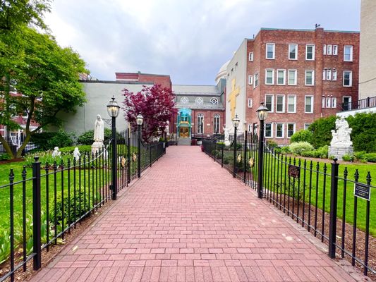 St. Leonard Church by null