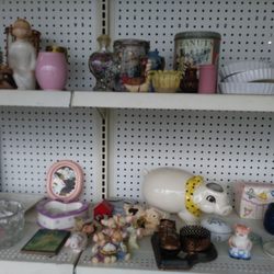 Love Thy Neighbor Charity Thrift Store