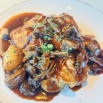 Campi Italian - Veal Scaloppine - Cocktail Bars Near Me - Delray Beach, Florida