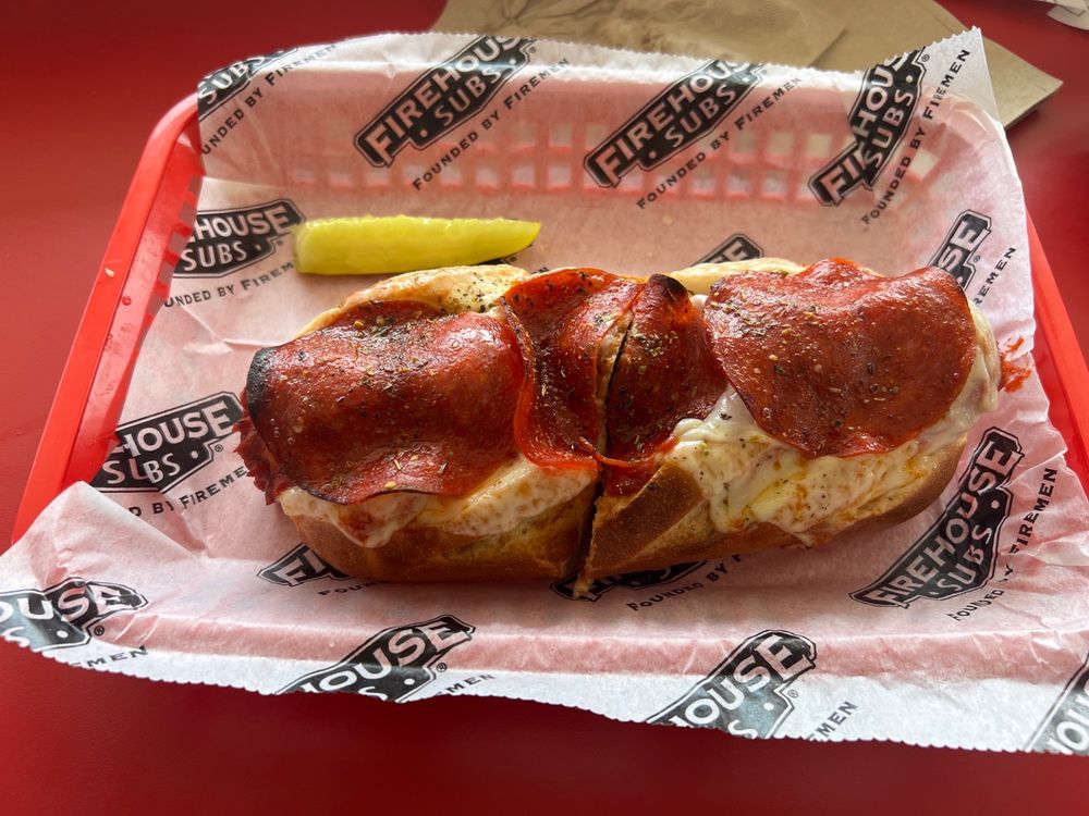 FIREHOUSE SUBS RIDGE PARK SQUARE Updated September 2024 4748 Ridge