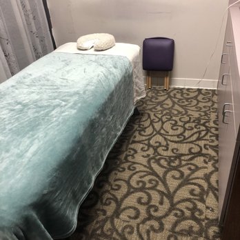 Best Carpets and Interiors - Flooring Near Me - Saddle Brook, New Jersey Best Carpets and Interiors - Flooring Near Me - Saddle Brook, New Jersey