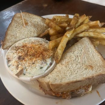 The Bar-B-Q Shop - BBQ sandwich- fries & potato salad - Barbeque Near Me - Memphis, Tennessee The Bar-B-Q Shop - BBQ sandwich- fries & potato salad - Barbeque Near Me - Memphis, Tennessee