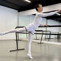 Los Gatos Ballet - Practice a balanced arabesque in Los Gatos ballet